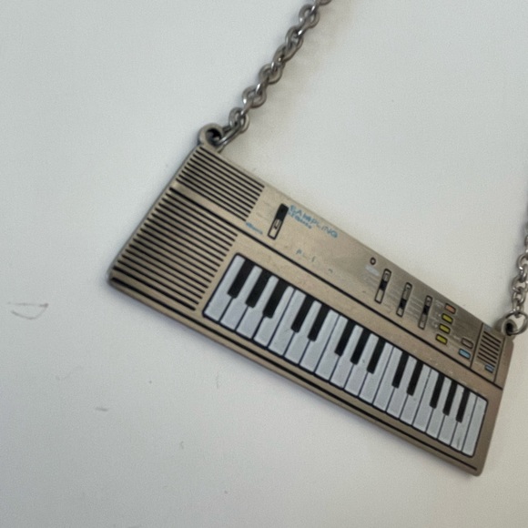 Paul Frank Necklace Keyboard Music VINTAGE - Picture 5 of 8